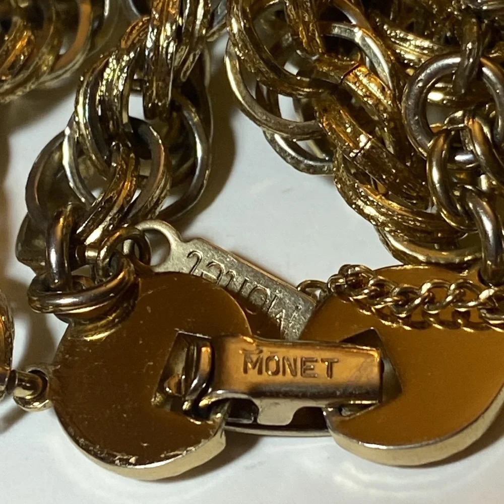 VTG Monet Gold Plated Chunky Twisted Double Chain Bracelet Tassel Charm - Picture 4 of 4